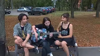 поём какую-то аморальную песню в Москве🤙🏿