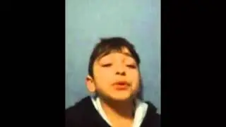 Легкий способ выдуть из жвачки шар прикол :)