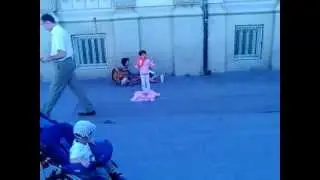 Mala ciganka plese