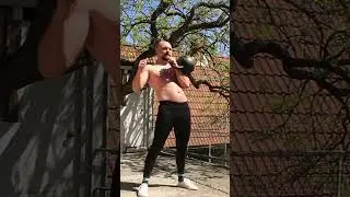 Тренировка с гирей в домашних условиях #motivation #sports