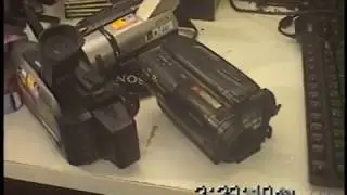 Broken Sony Handycam CCD-TR82 Video8 Camcorder