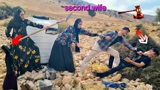 AfshinsplantobuildahouseforZivarprovoked RaminsangerleadingtoAfshinandZivars expulsionfromLeilasfarm