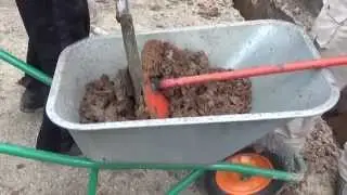 Фундамент . Песчанная подушка . Опалубка .  Часть 3 .