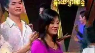 Khmer Music - Oun RoNgee Dol Cha'ung Kna'ong
