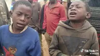 Street Kids Singing Vocally