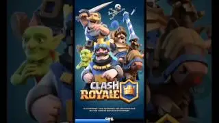 Opening golden chest in clash royal