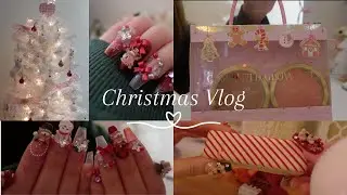 Christmas vlog 🎀 self-care💅🏻 making pancakes🥞 decorating my tree🎄 beauty products ✨