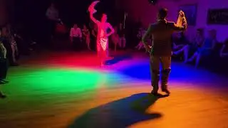 Argentine folkloric dance - Zamba: Yesica Esquivel & Ariel Leguizamon - La compañera