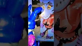 Glamrock Bonnie misses Roxanne Wolf 😢💔. #fnaf #80smusic #glamrockbonnie #roxannewolf #montygator #aw