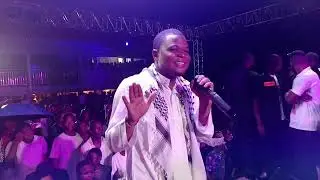 DELPHIN MUKENDI ET FELLY NGELEKA CHEZ NTEMBA 2024 AU SECOURS SOUS UNE FORTE PLUIE LES GENS PLEURENT😭