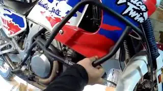Устанавливаем дуги на Honda Africa Twin 750
