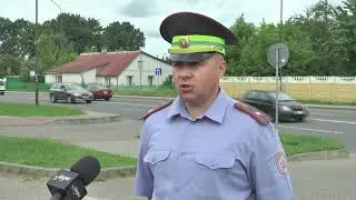 В Лидском районе перевернулся  автомобиль с четырьмя людьми внутри