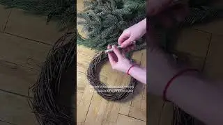 Процесс создания веночка из Нобилиса и Туи