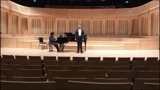 Ryan Shore singing The Splendour Falls
