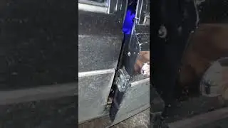 Установил безшумные замки на ваз 2106 передние и задние двери.