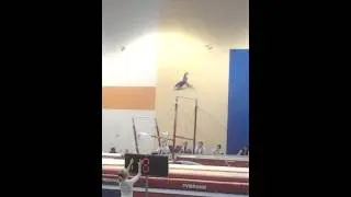 Сокова Катя(брусья)