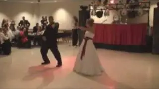 The Best First Dance at a Wedding - Very Funny 1st Dance!