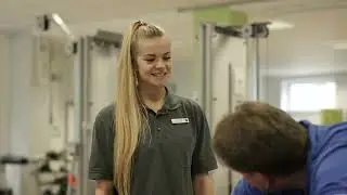Aktivierung des Hüftstreckers | Sana Dreifaltigkeits-Krankenhaus Köln
