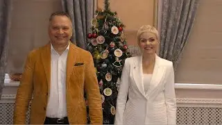 С наступающим Новым 2024 годом и Рождеством!