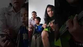 CAH CAH CAH...CAHYANING BULAN