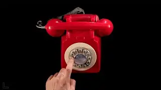 LOU WISS // Phones