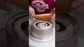 Молочная девочка с малиновым конфи