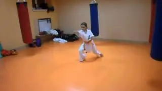 Киокусинкай  карате. Ката тайкиоку соно ичи. Родикова Екатерина