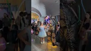 Hora Loca Show 💃🪩🕺🤖 DMV & PA!! VIP Party Services @horalocayorkpennsylvania #RobotShowPA