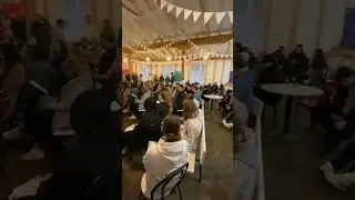 Пение молодежи на общении