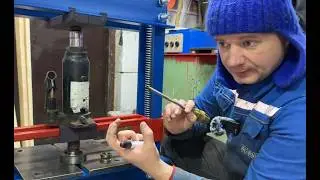 Hydraulic press for the garage. Design and features.