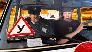 Петя показывает, как надо сдавать на права!