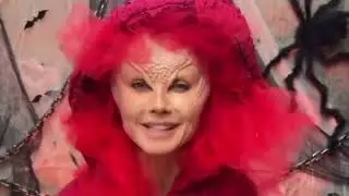 Heidi Klum Is Unrecognizable in Her Most Elaborate Halloween Costume Yet With 9 Acrobats Helping