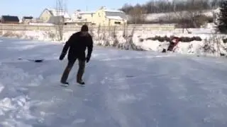 Папа, мама, я ... На пруду в морозные дни 2014.