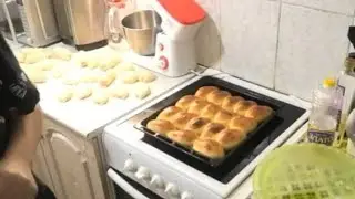 Пеку Пирожки с Капустой и Сосиской/ Сёма Хочет Завести Корову/ Рисую Картину/