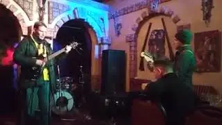 Дым на небе, дым на земле