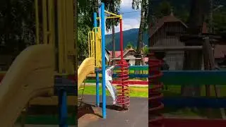 Детская площадка в горах