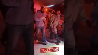 KANYE WEST bekommt Sushi auf Nackte FRAU 