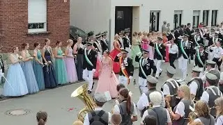 Parademarsch beim Schützenfest 2024 in Geseke (Samstag)