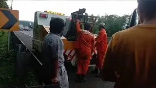 Proses atau Cara Pemasangan Derek pada Mobil