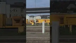DB-Netz Zug und eine ehemalige BR112 der DR in DB kleid als Bauzug Lok.