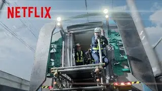 見たことない光景 - 運転席のない新幹線が爆走!? | 新幹線大爆破 | Netflix Japan