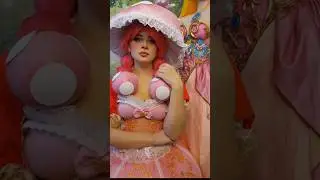 Protect Mushroom kingdom at all cost🍄🏰⚔️ @cos.sweetie #princesspeach #toadette #cosplay #halloween