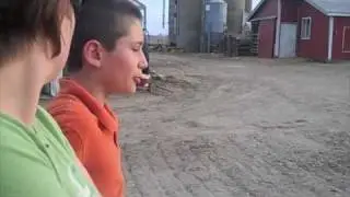 DAD RIDING A GIRLS BIKE