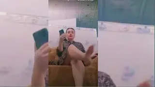 ibu muda pamer paha mulus, tiktok hot, sexi, no cd 