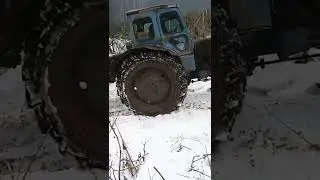 Лтз т-40 на полной блокировке покоряет лог! Весна, распутица.