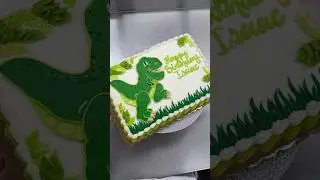 More dinosaur cakes🦖💛 