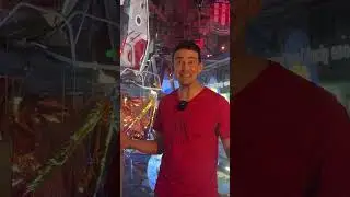 Apollo Mondlandefähre und echtes Mondgestein zum Anfassen