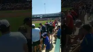 #Yankees Fan DENIED Autograph By #Reds Will Benson!😂 #MLB
