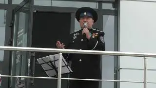 В землянке. Военные песни ко Дню Великой Победы 9 мая в исполнении Силюкова Григория Окоповича.