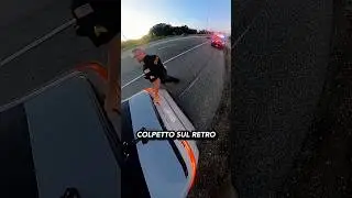 Perché toccano l’auto 🚔👋🤔